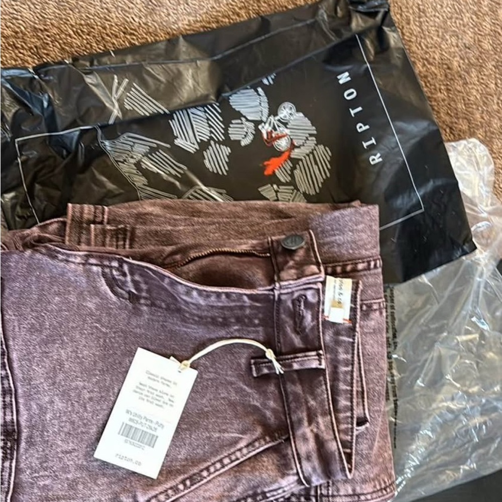 Ripton Co Women's Utility Jean in “putty” / Purple acid wash Jeans - Picture 5 of 8